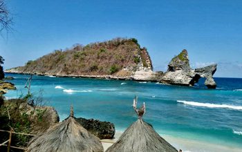 Nusa Penida Day Tour Service Atuh Beach Best Nusa Penida Tour Island