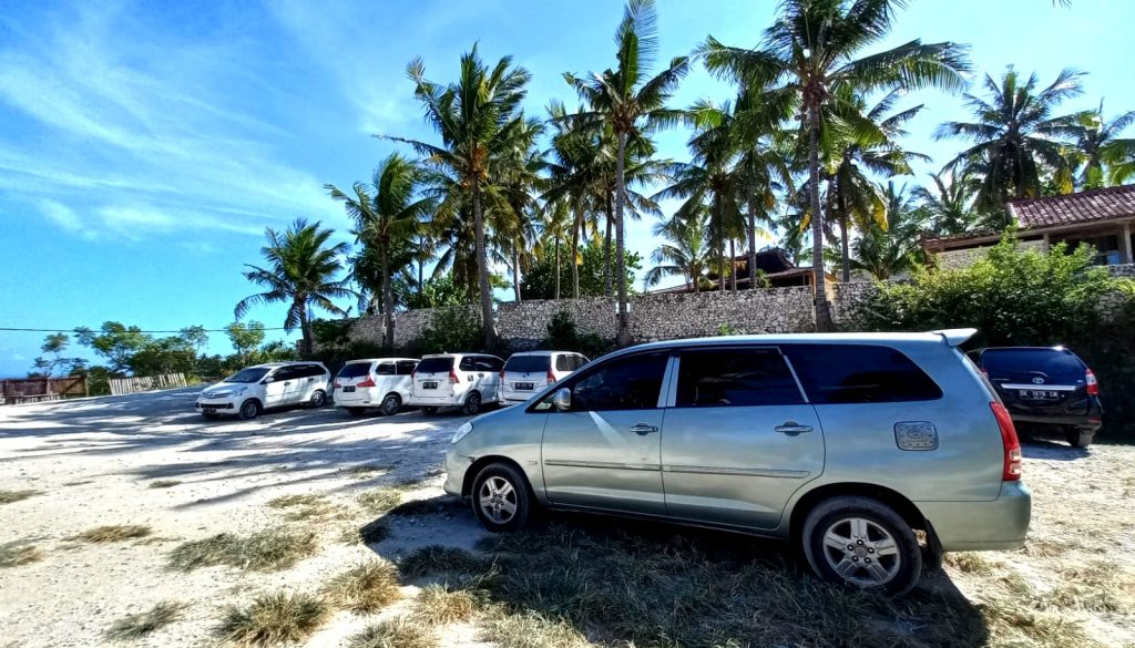 Rent Car Nusa Penida
